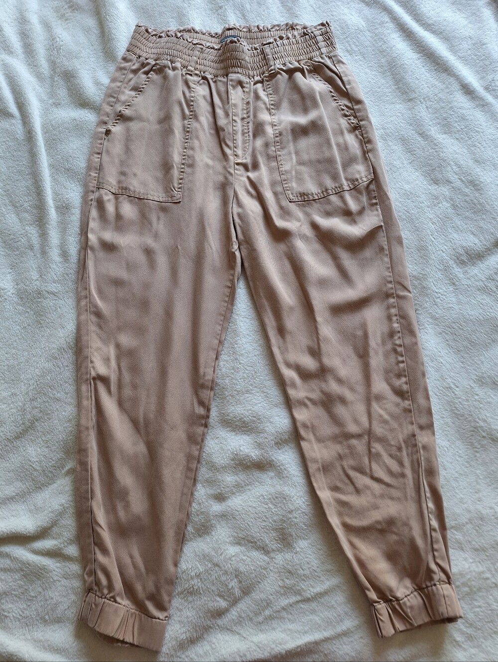 Abercrombie & Fitch 100% Lyocell Tan Paperbag Waist Jogger Pants M